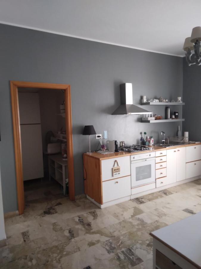B&Be Home Tollo Buitenkant foto